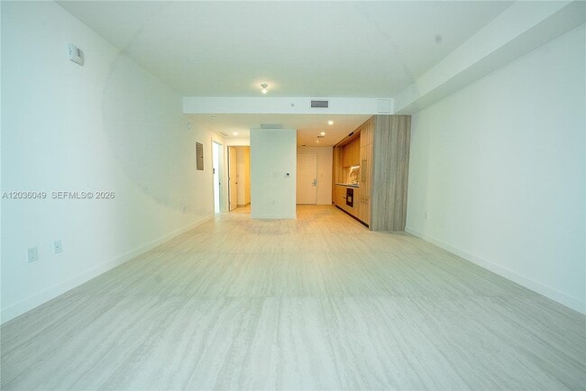 Foto del edificio - 77 SE 5th St