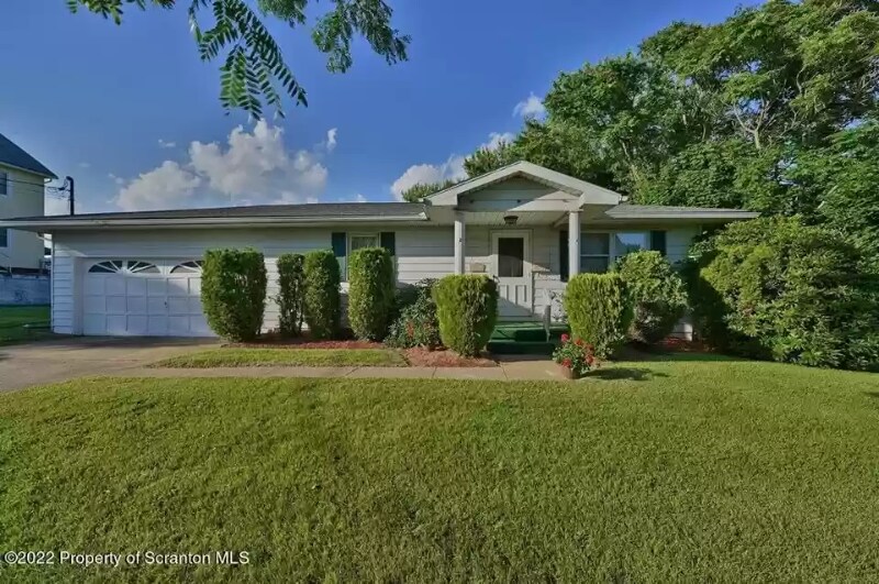 1124 W Gibson St, Scranton, PA 18504 House Rental in Scranton, PA