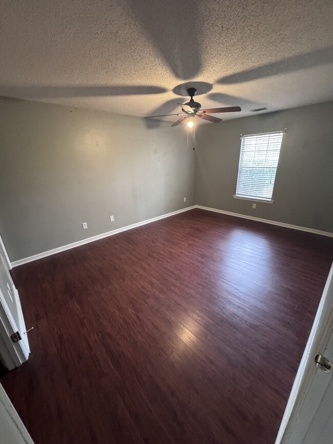 Building Photo - 125 St Kitts Ct