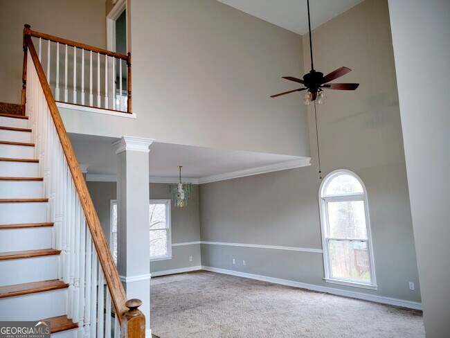 Foto del edificio - 1523 Fallen Leaf Dr SW