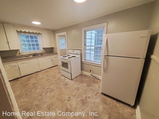 Building Photo - 2 br, 1 bath House - 3050 Heitman Drive