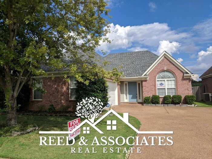 Primary Photo - Cordova Home Located Near Houston Levee!