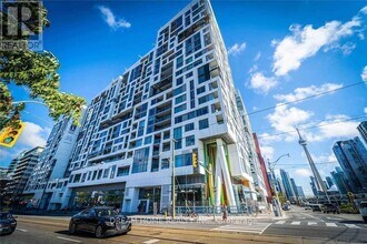 Building Photo - 27 Bathurst St