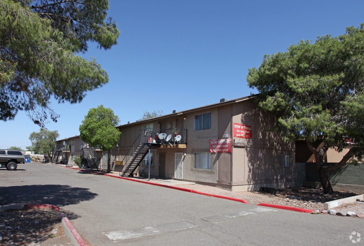 Foto principal - Rywood Village