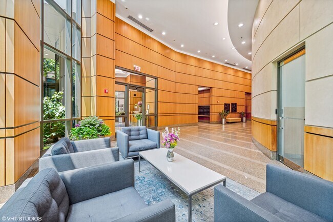 Foto del edificio - 400 N La Salle Dr