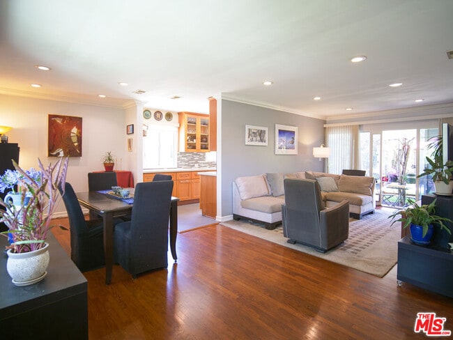Building Photo - 11364 Malat Way