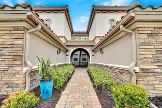 Building Photo - 8839 Nautical Landing Cir