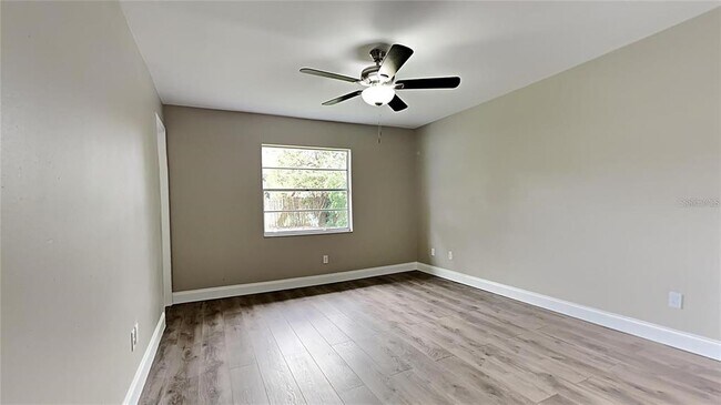 Foto del edificio - 1427 Benwick Way