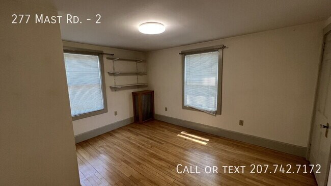 Foto del edificio - 277 Mast Rd