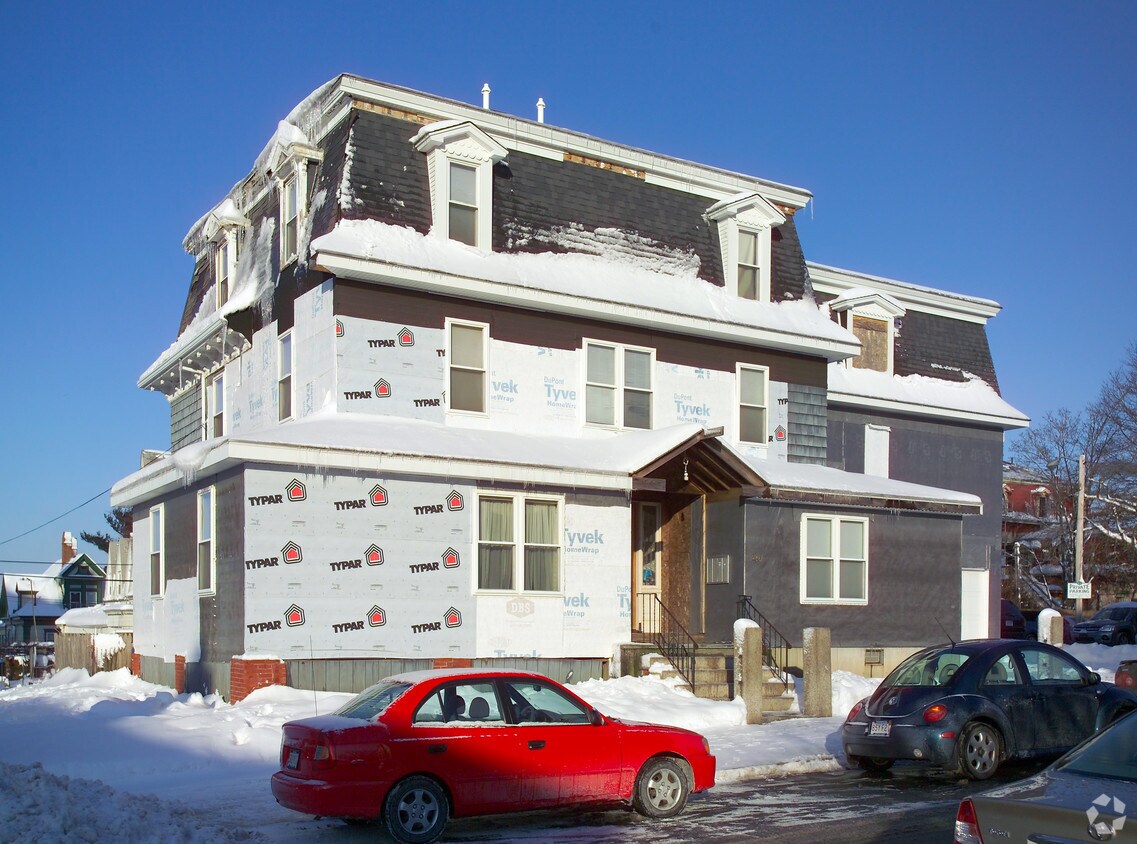 Primary Photo - 344 High St