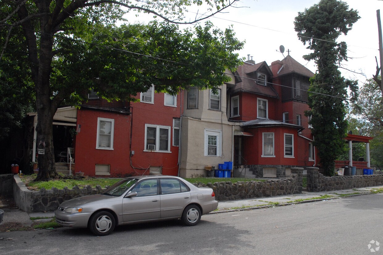 Foto del edificio - 4635 Leiper St