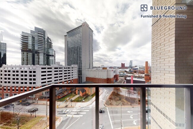 Foto del edificio - 555 S President St