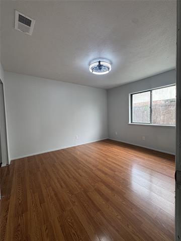 Foto del edificio - 3205 Galaxie Rd