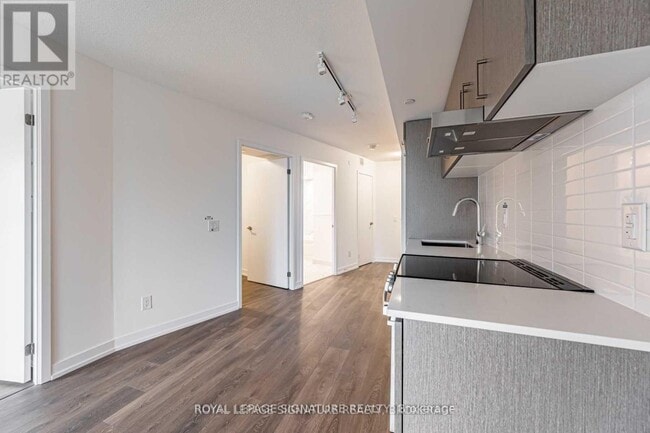 Photo du bâtiment - 219 Dundas St E