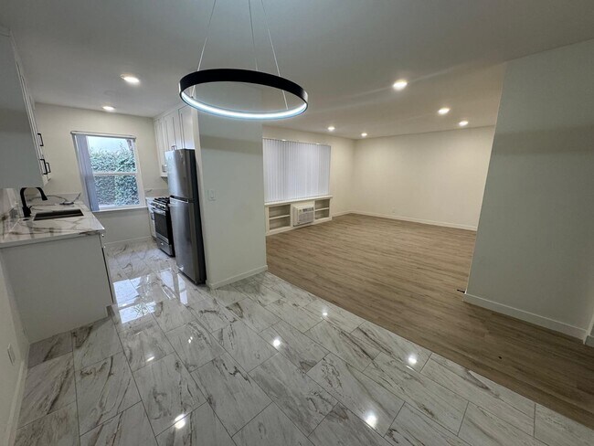 Foto del edificio - 10840 Hortense St