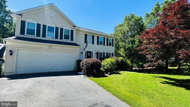 Foto del edificio - 53 Crestwood Ln