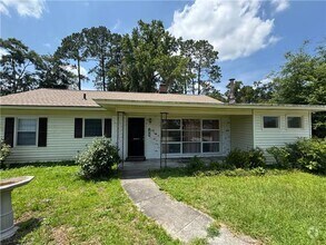 Building Photo - 1809 E Derenne Ave