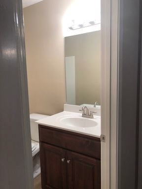 Building Photo - Adorable BRAND NEW  Brick Home in  Manchester