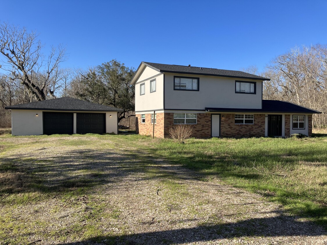 Primary Photo - 2708 County Road 686