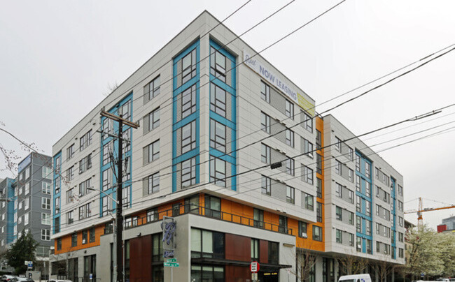 Building Photo - 1201 Mercer St