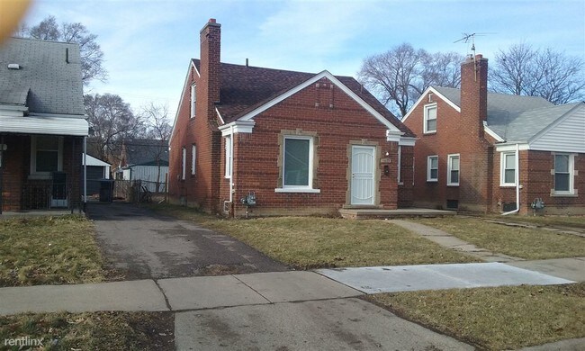 Building Photo - 3 br, 1.5 bath House - 11675 Penrod St