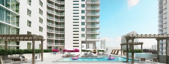 Building Photo - 2590 Biscayne Blvd