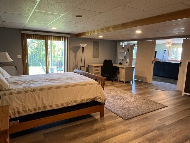 16882 Gothard Street Unidad(es) AB - 2 - 62 Fiske Hill Rd