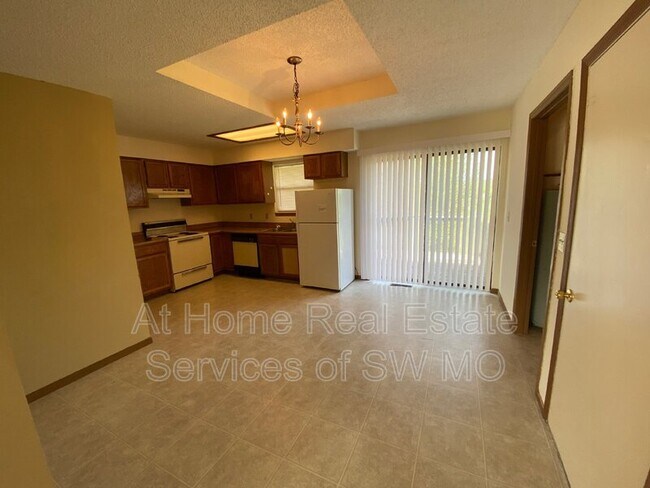 Foto del edificio - 3364 S Moreland Ct