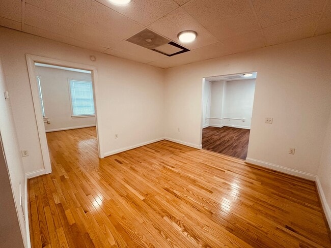 Foto del edificio - 102 E King St