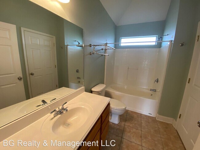 Building Photo - 3 br, 2 bath House - 106 Pebble Beach