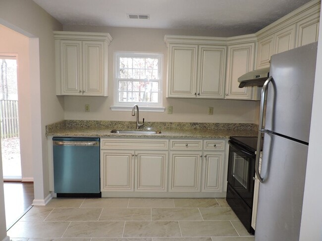 Building Photo - 34 Meadowside Ct
