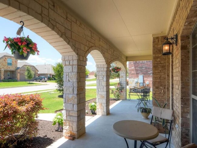 Building Photo - 109 Snowflake Dr