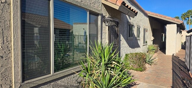 Building Photo - ucvilla7