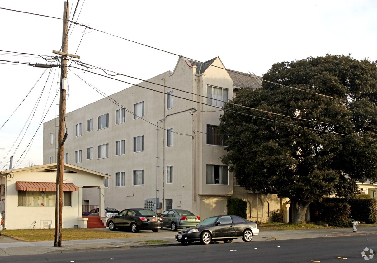 Foto principal - 627 Lincoln Ave