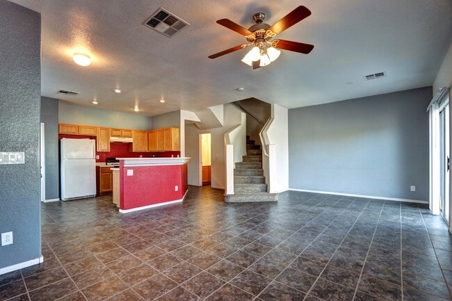 Building Photo - 6530 Bucking Horse Ln