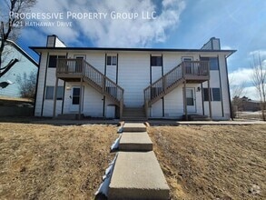 Building Photo - 1421 Hathaway Dr