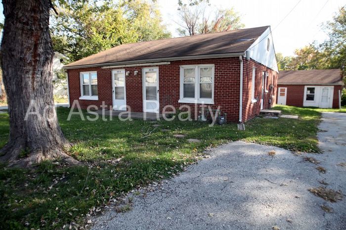 Primary Photo - 303 S Hunter St