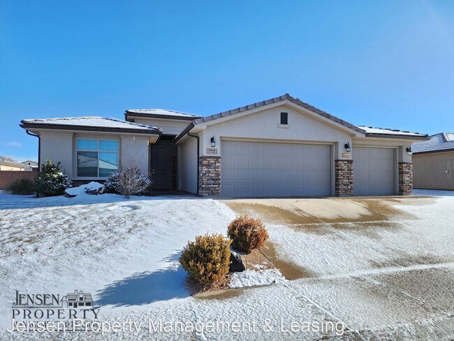 Building Photo - 3 br, 2.5 bath House - 772 North 2865 West