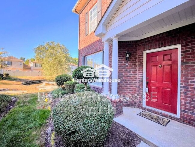 Building Photo - 5821 Ludington Dr