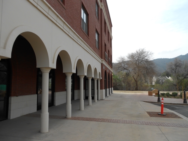 Building Photo - Warehouse at Creekside Apartments