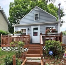Building Photo - 55 Brunswick Ave
