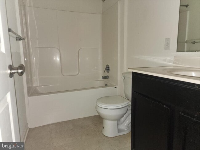 Building Photo - 308 Mardella Dr