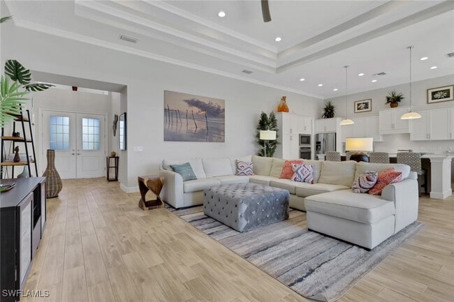 Foto del edificio - 6394 Warwick Ave