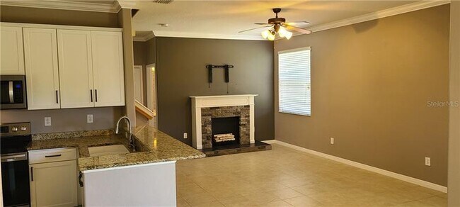 Building Photo - 11259 Creek Haven Dr