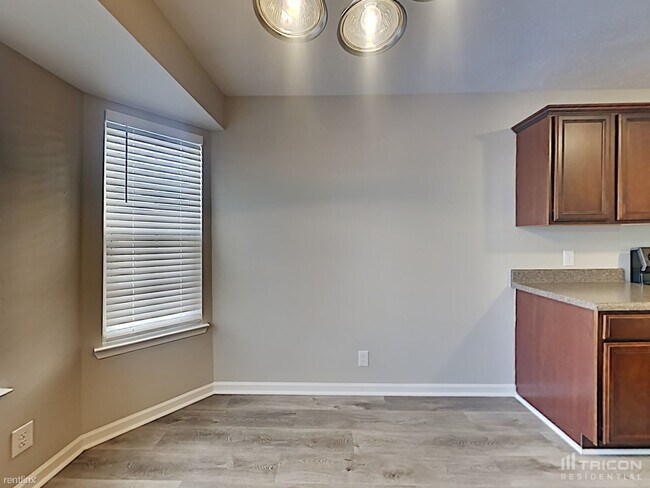 Building Photo - 3052 Ace Wintermeyer Dr