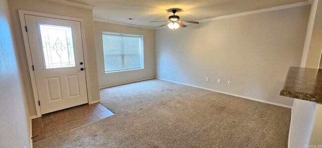 Foto del edificio - 14815 Parkway Meadows Dr