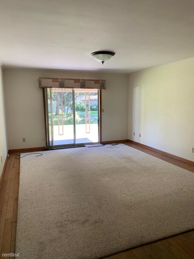 Building Photo - 3 br, 2 bath House - 1515 Brookside Dr