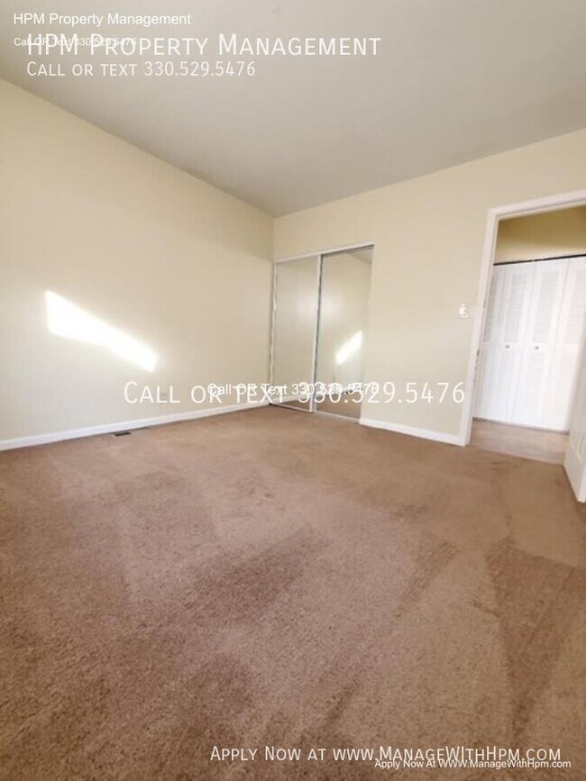 Foto del edificio - 2381 Newton-