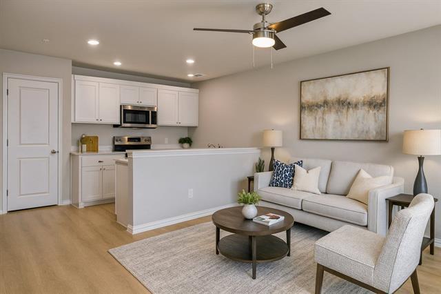 Building Photo - 3008 Gray Wolf Cir