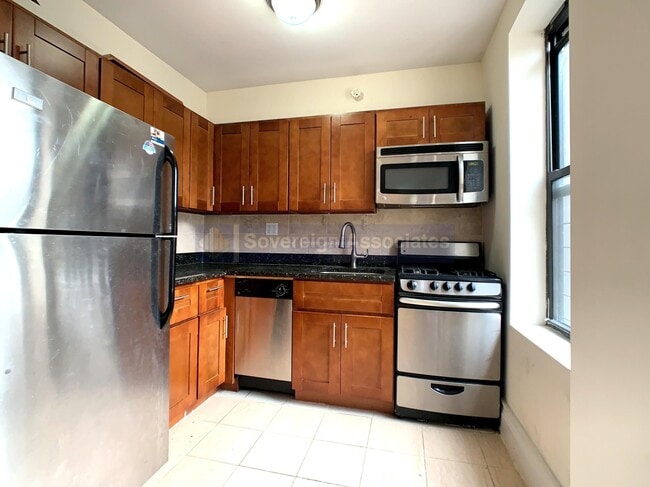 Foto del edificio - 555 W 156th St